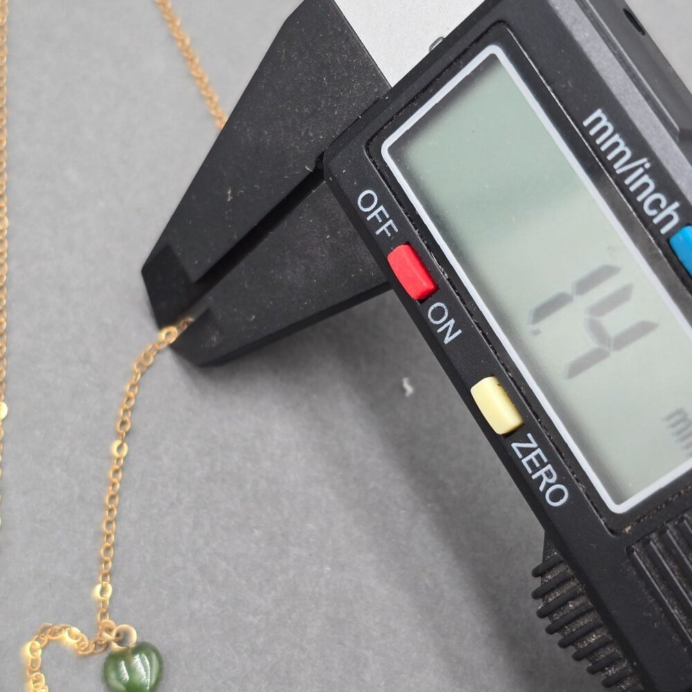 Vintage 14K Gold Filled Jade Heart Necklace 16" Five Station Dangle Minimalist - Picture 8 of 11